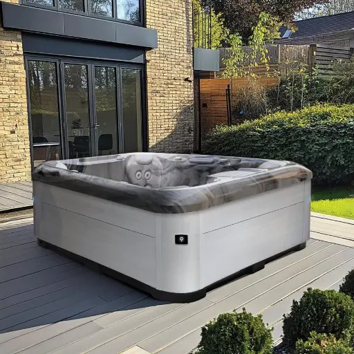 Cove Hot Tub 7-Person Plug & Play